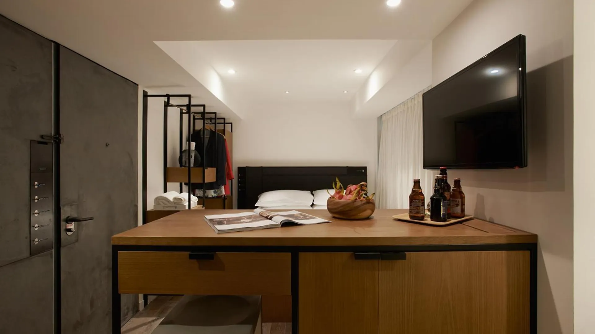 Habyt Austin Avenue Hong Kong Hotel