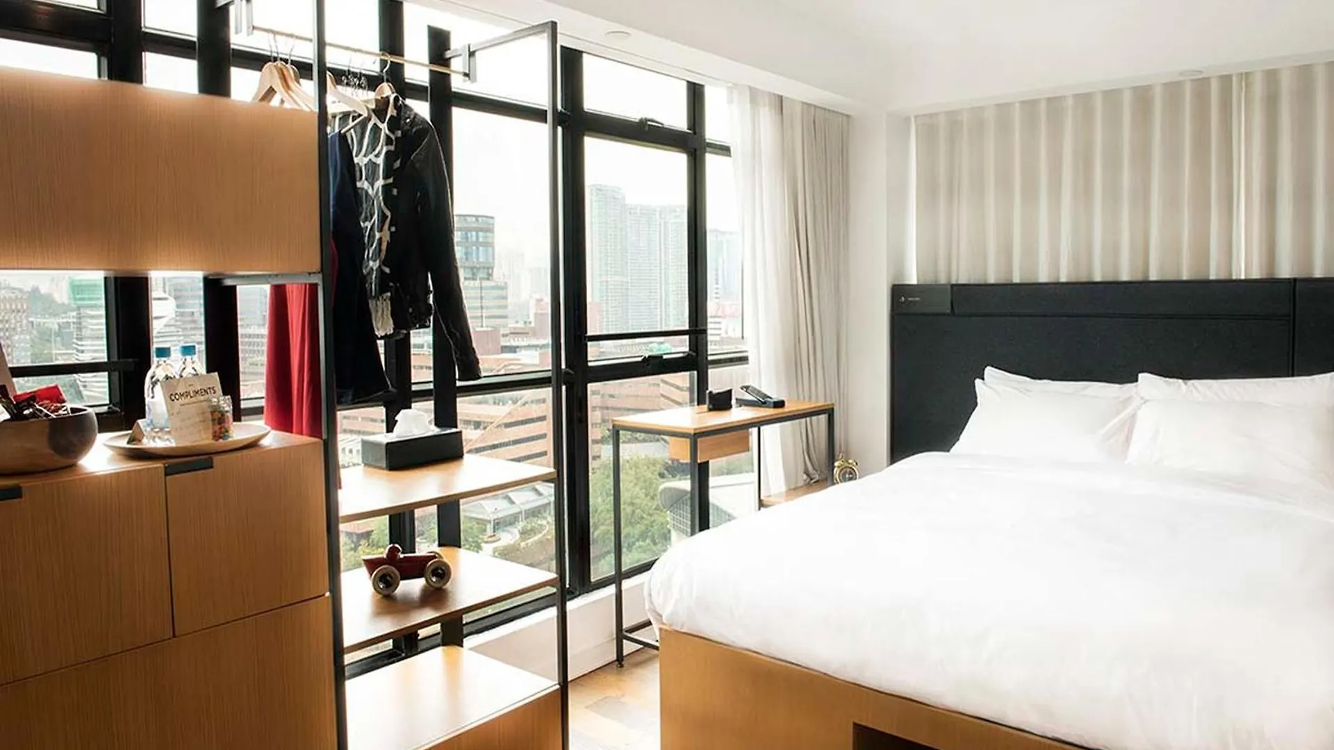 Habyt Austin Avenue Hong Kong Hotel
