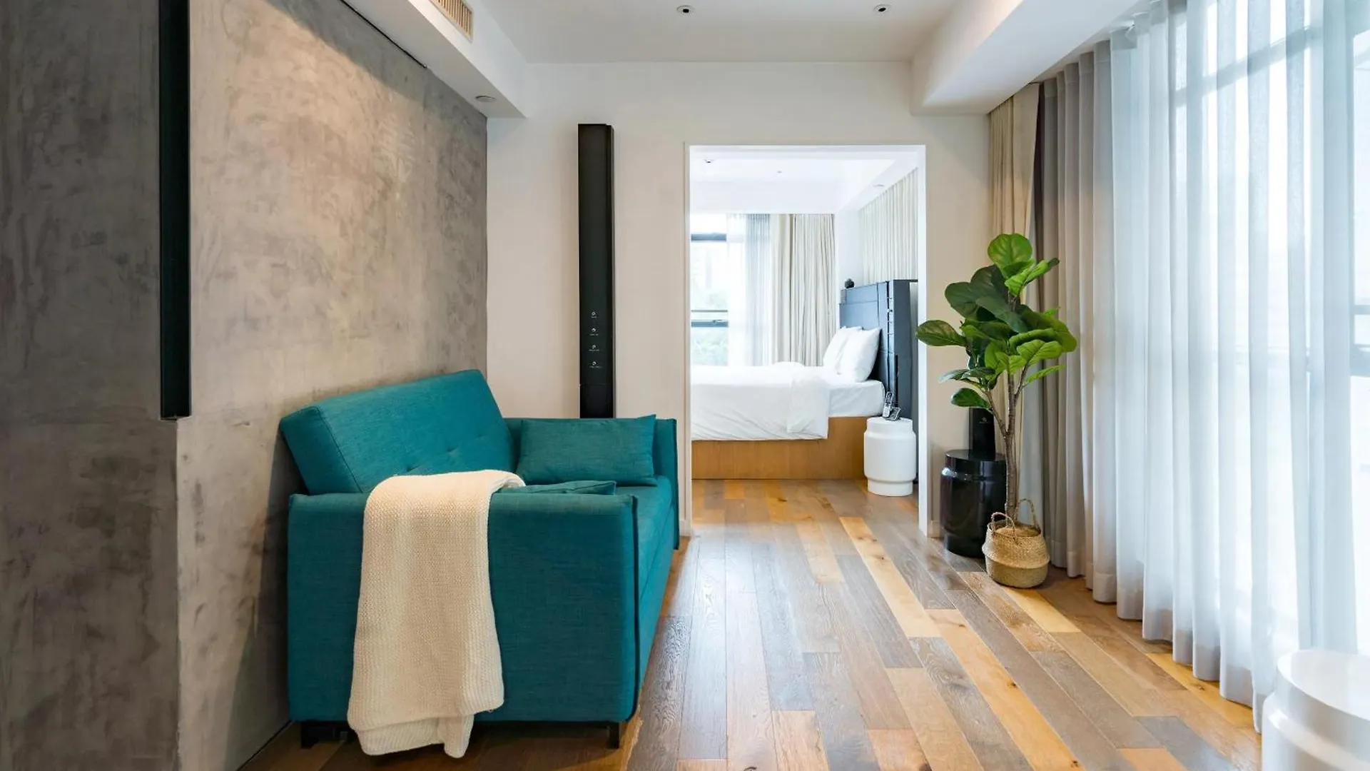 Habyt Austin Avenue Hongkong 4*,  Čína